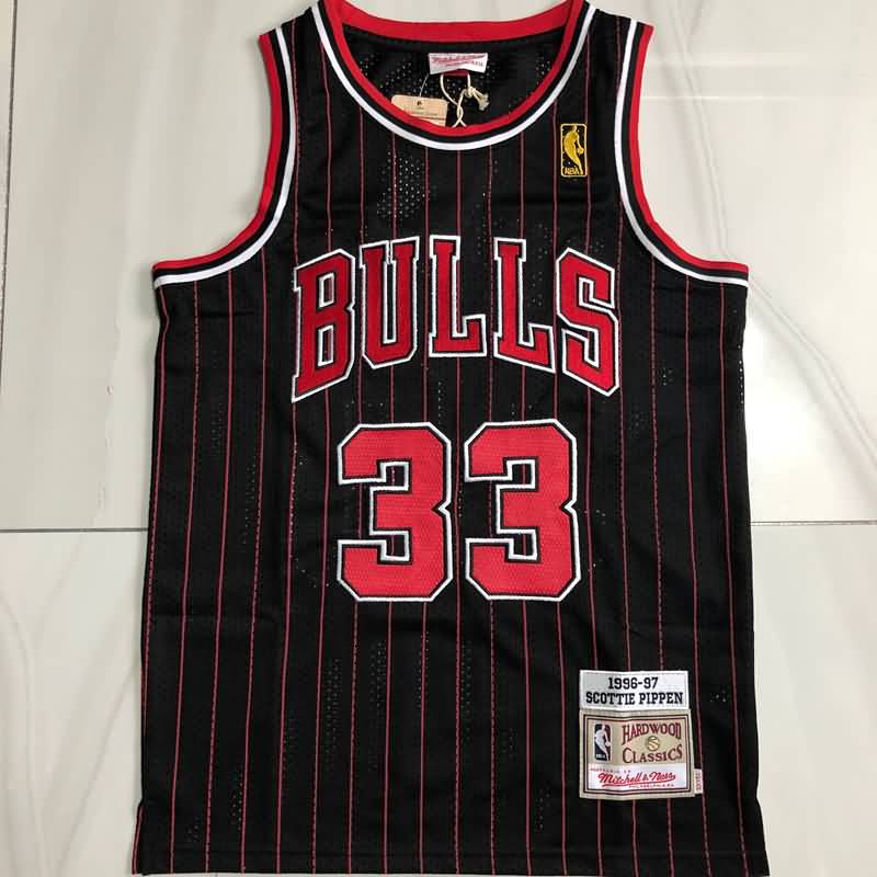 Chicago Bulls 1996/97 PIPPEN #33 Black Classics Basketball Jersey (Closely Stitched)