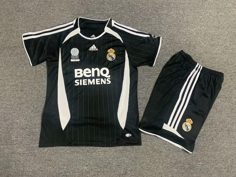 Real Madrid 06/07 Kids Away Soccer Jersey And Shorts