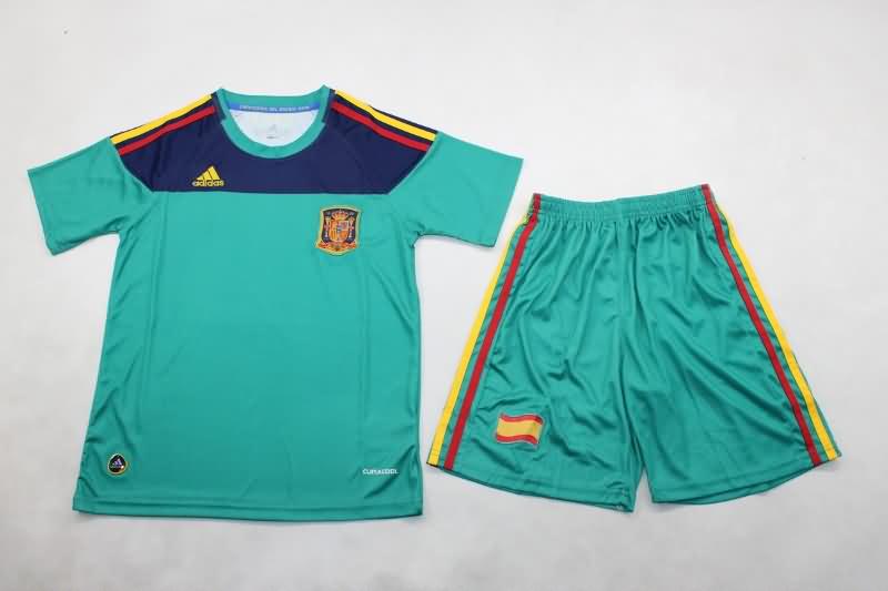 Spain 2010 Kids Goalkeeper Green Soccer Jersey And Shorts