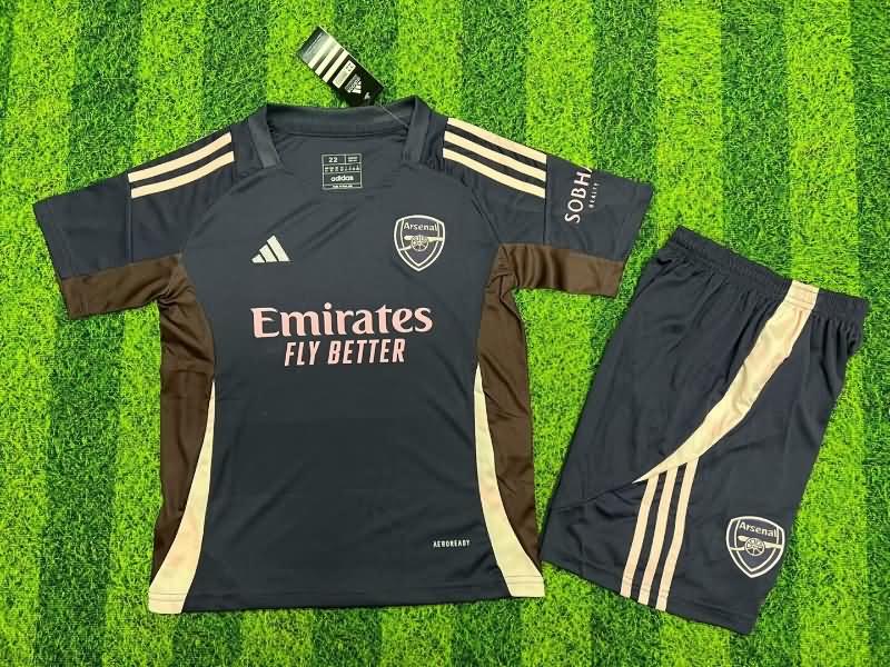 Arsenal 24/25 Kids Training Soccer Jersey And Shorts 02