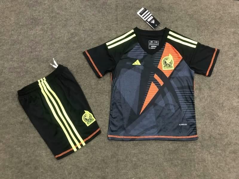 Mexico 2024 Kids Copa America Goalkeeper Black Soccer Jersey And Shorts