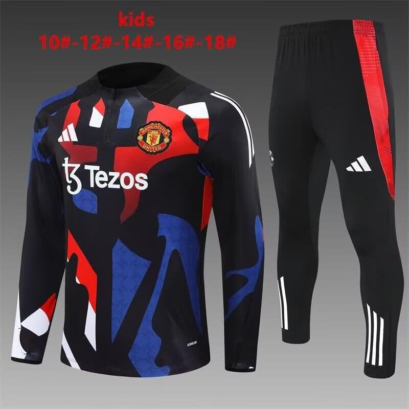 Manchester United 24/25 Kids Black Soccer Tracksuit 03