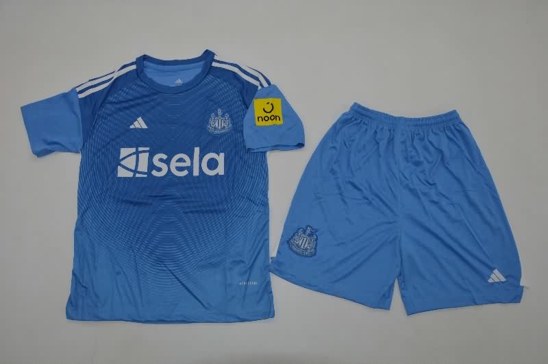 Newcastle United 25/26 Kids Goalkeeper Blue Soccer Jersey And Shorts