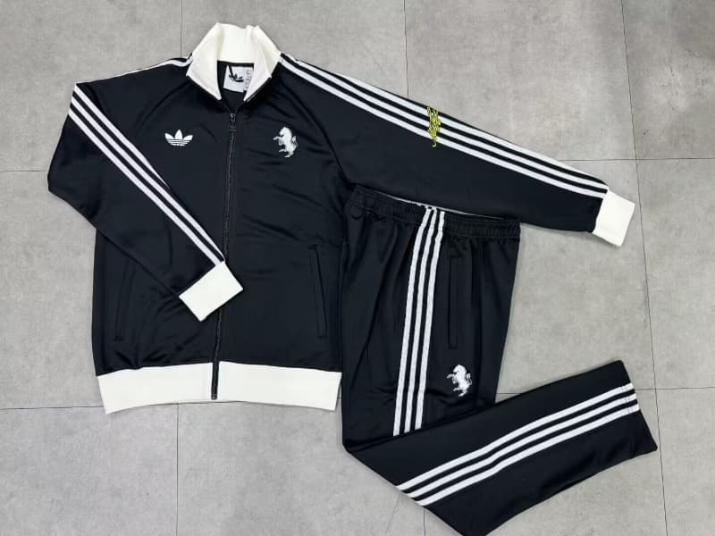 AAA(Thailand) Juventus 25/26 Black Soccer Tracksuit 05
