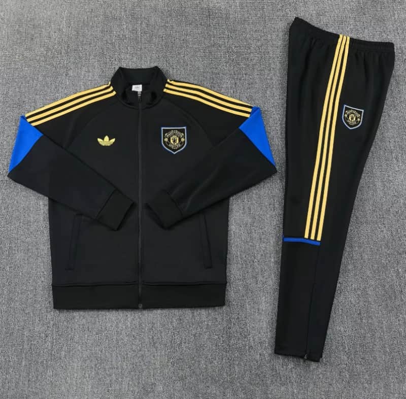AAA(Thailand) Manchester United 25/26 Black Soccer Tracksuit 08