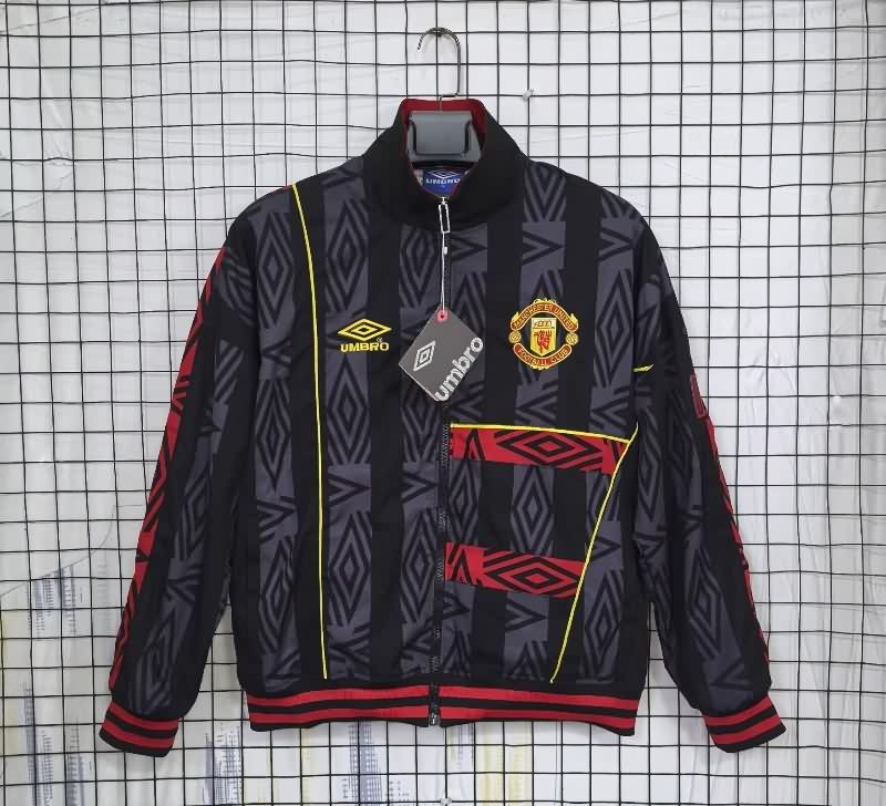 AAA(Thailand) Manchester United 25/26 Black Soccer Windbreaker 02
