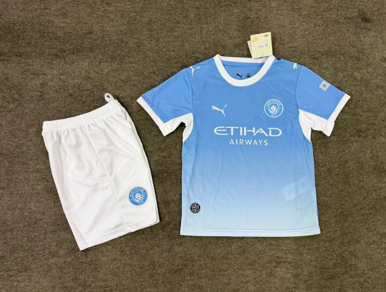 Manchester City 26/27 Kids Home Soccer Jersey And Shorts (Leaked)