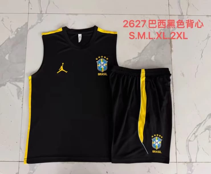 AAA(Thailand) Brazil 2026 Black Soccer Training Sets 02