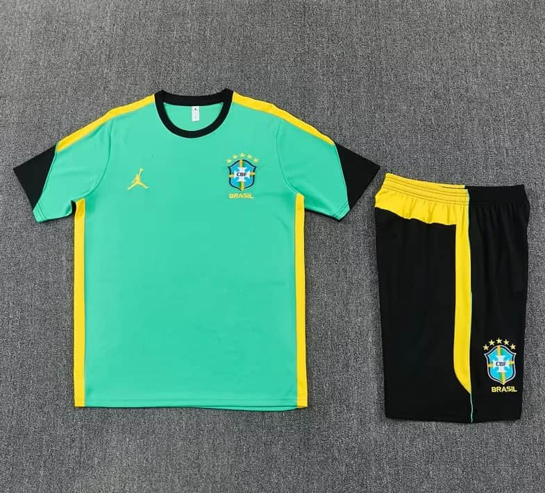 AAA(Thailand) Brazil 2026 Green Soccer Training Sets