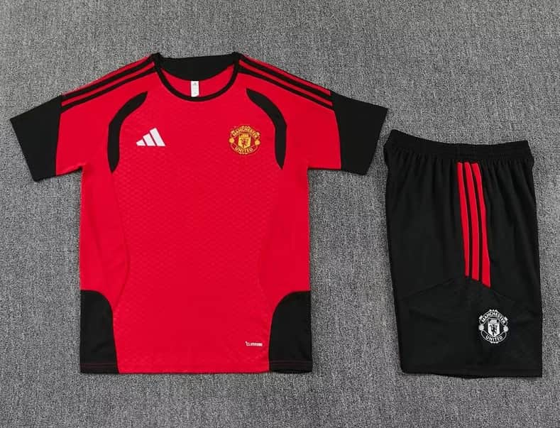 AAA(Thailand) Manchester United 26/27 Red Soccer Training Sets