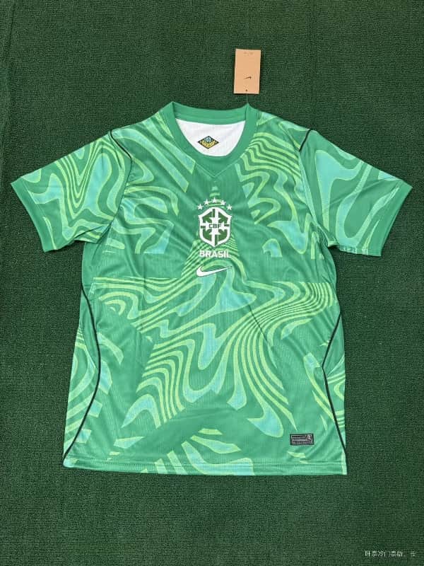 AAA(Thailand) Brazil 2026 Goalkeeper Green Soccer Jersey 02