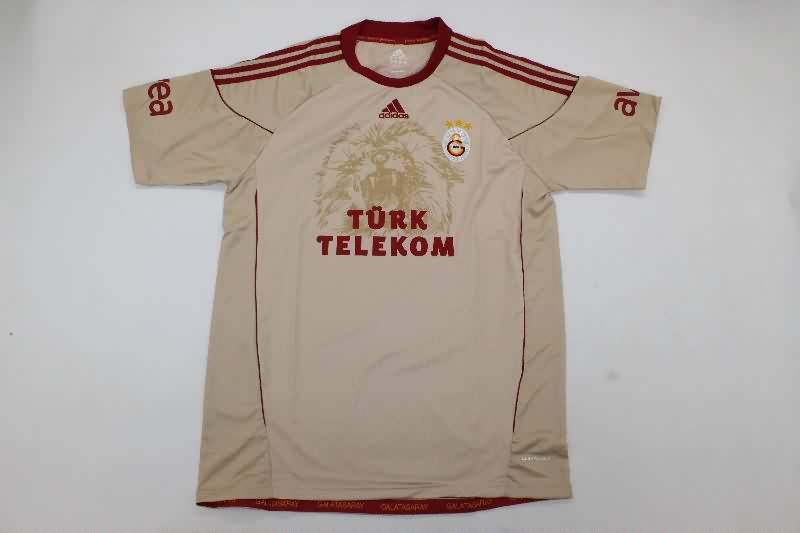 AAA(Thailand) Galatasaray 2010/11 Away Retro Soccer Jersey