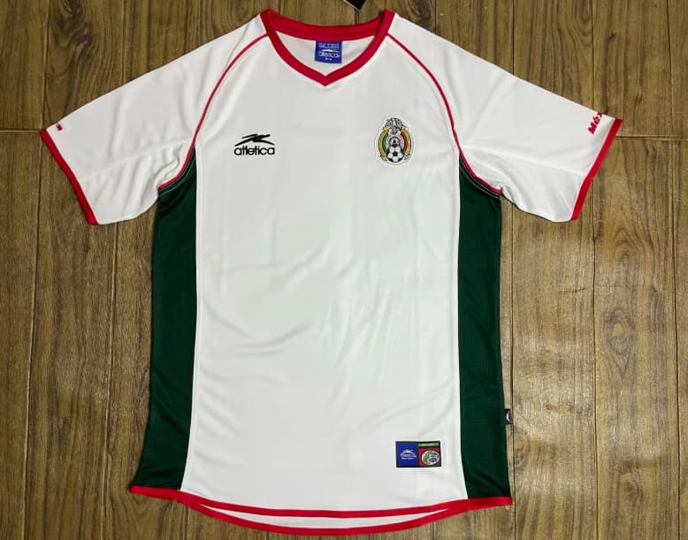 AAA(Thailand) Mexico 2002 Away Retro Soccer Jersey