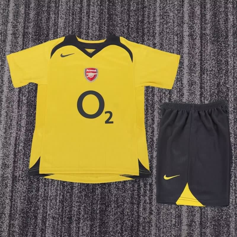 Arsenal 2005/06 Kids Away Soccer Jersey And Shorts