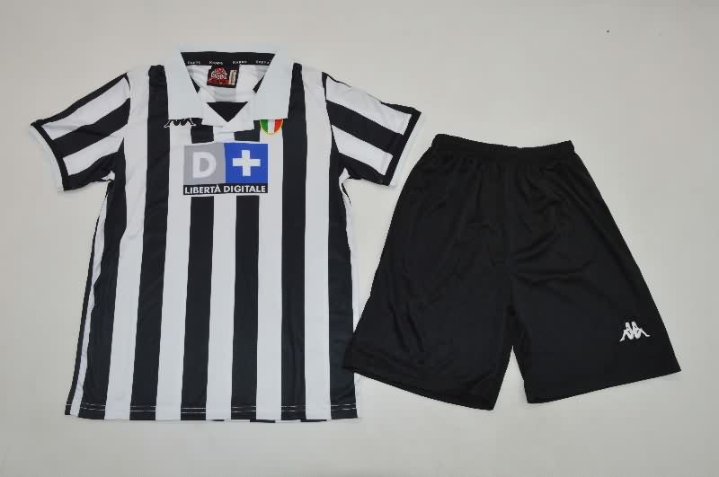 Juventus 1998/99 Kids Home Soccer Jersey And Shorts