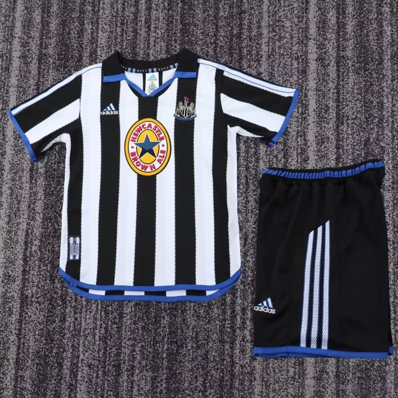 Newcastle United 1999/00 Kids Home Soccer Jersey And Shorts